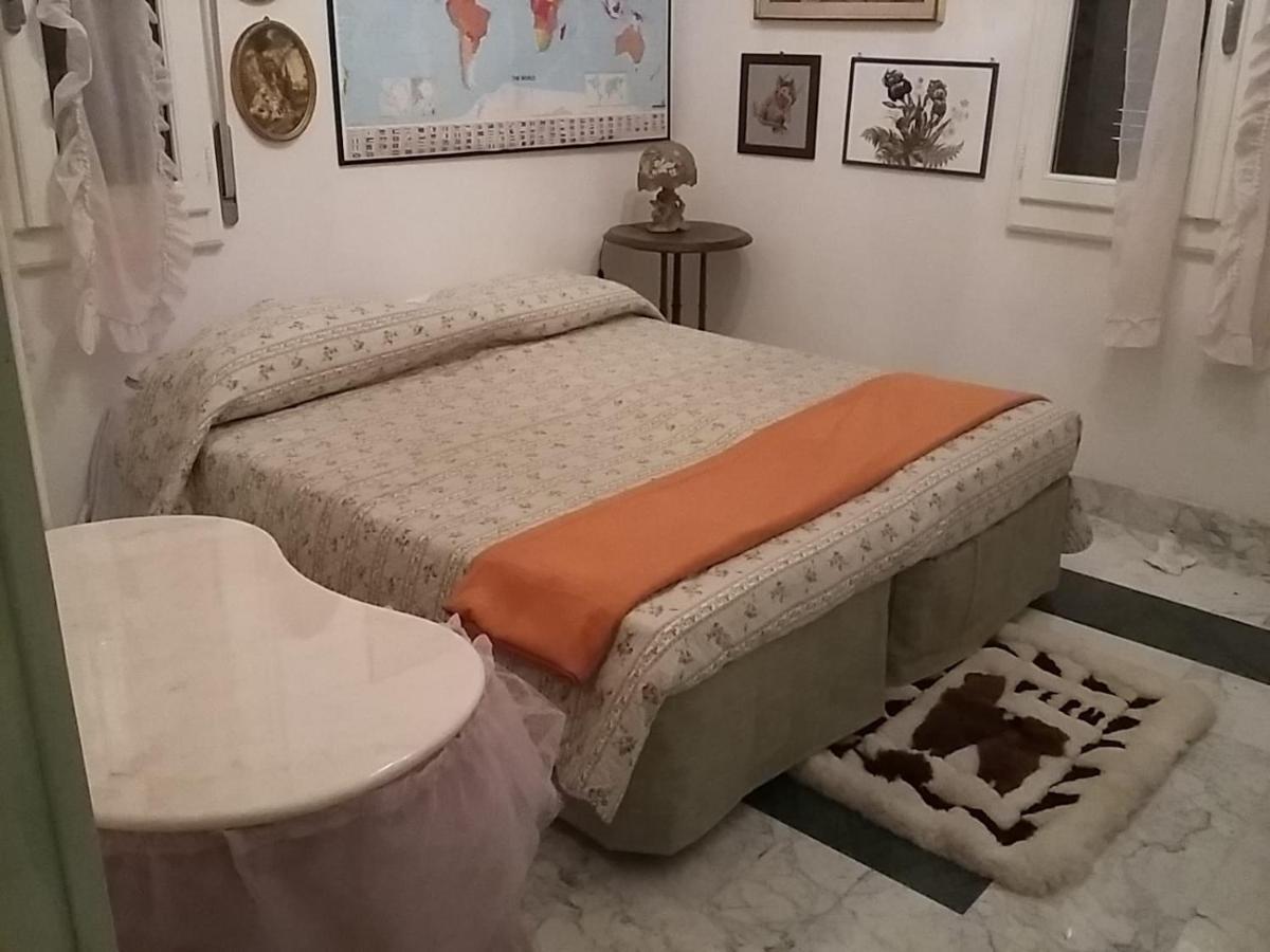ボローニャ Antico '900 Bed & Breakfast エクステリア 写真